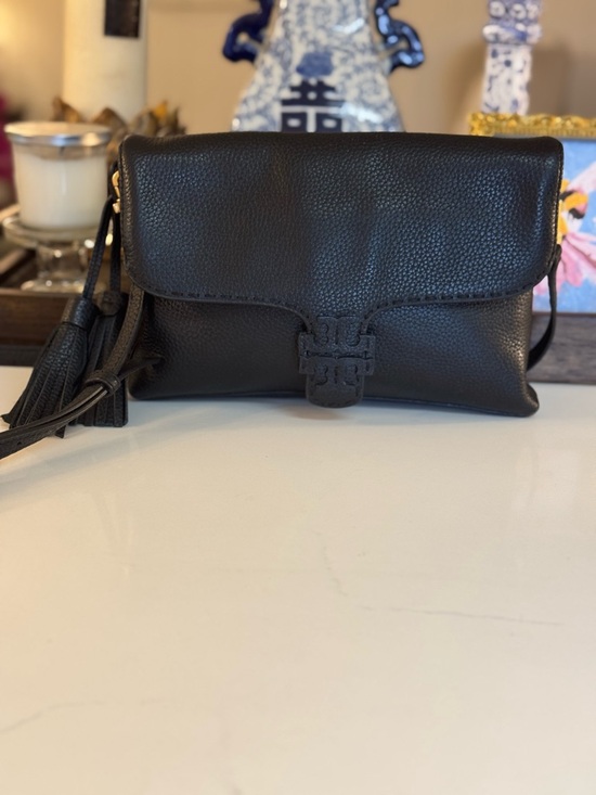 Tory Burch Handbags - 🖤 TORY BURCH FLAP CROSS BODY BAG MCCRAW!